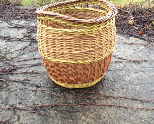 Silja levin kurvmaker, pilefletting, pilfletting kurvmakerskolen kurvfletting silja levin lars levin skovstuen pil kurvmakerlærling kurver, levende pil basket making basketmaker, willoweaver, willow